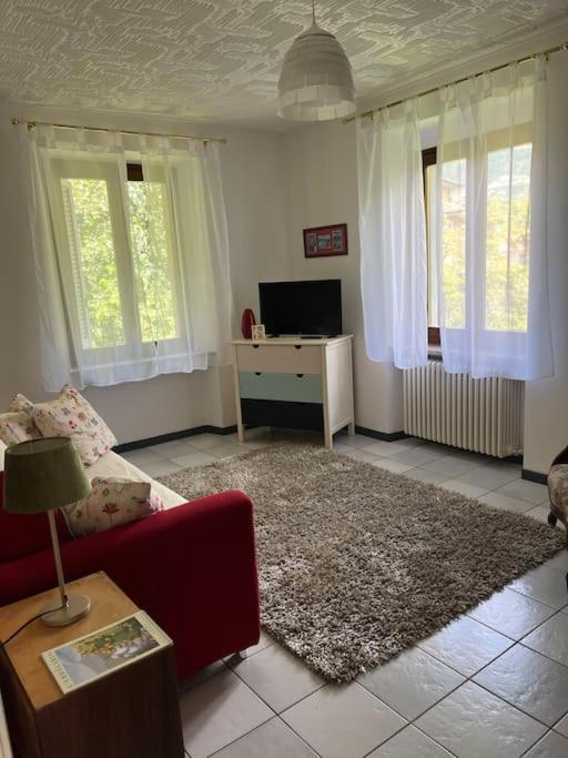 Gabbinoholidayhome Appartamento In Suggestiva Corte Como Eksteriør bilde