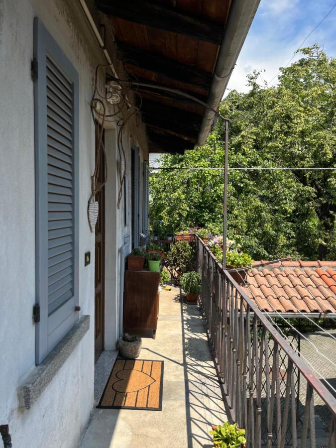 Gabbinoholidayhome Appartamento In Suggestiva Corte Como Eksteriør bilde